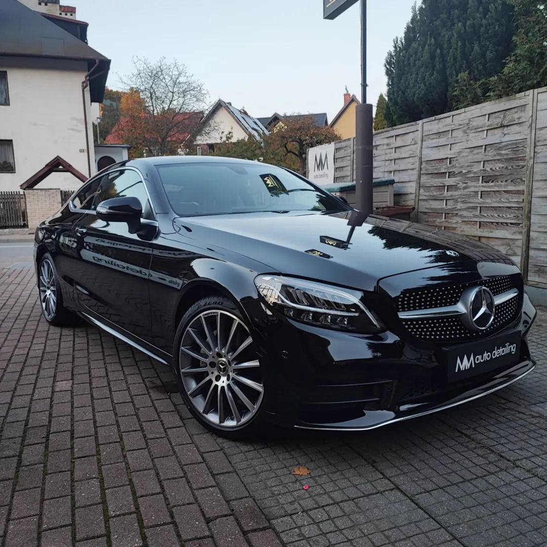 Mercedes C Coupé po korekcie lakieru i aplikacji powłoki ceramicznej (1)