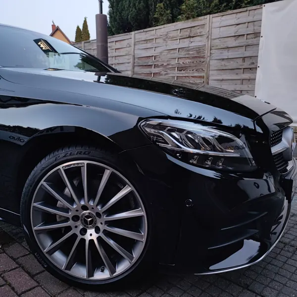 Mercedes C Coupé po korekcie lakieru i aplikacji powłoki ceramicznej (2)